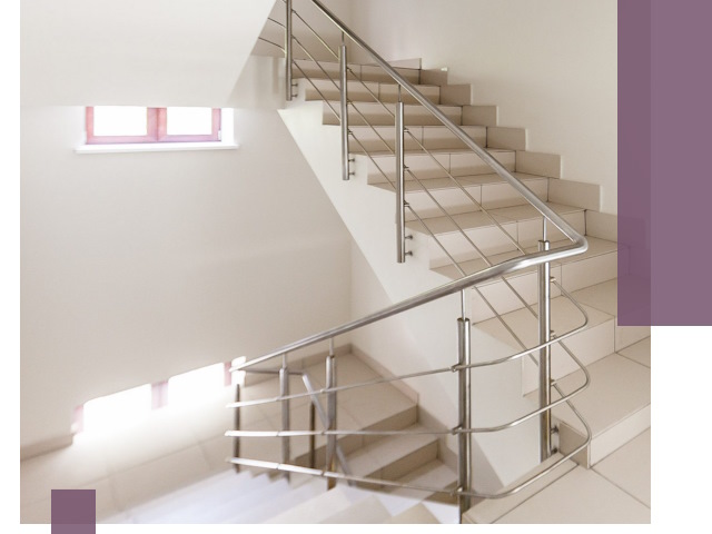 Установка и замена перил в подъезде в Горячем Ключе